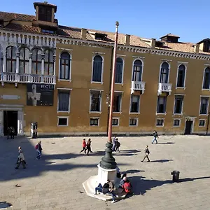 residenza-nobile.hotelinveneto.com/